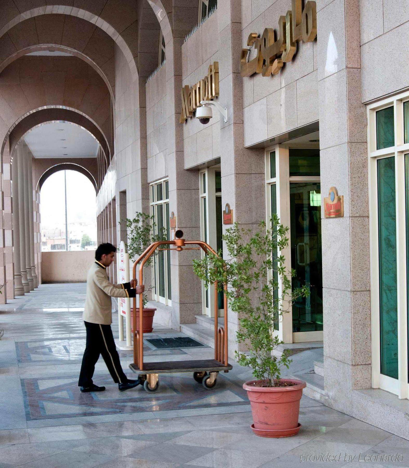 אל-מדינה Madinah Marriott Hotel מראה חיצוני תמונה